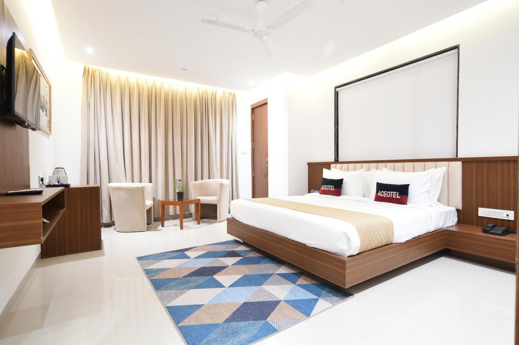 Aceotel Premier, Vijay Nagar インドール エクステリア 写真